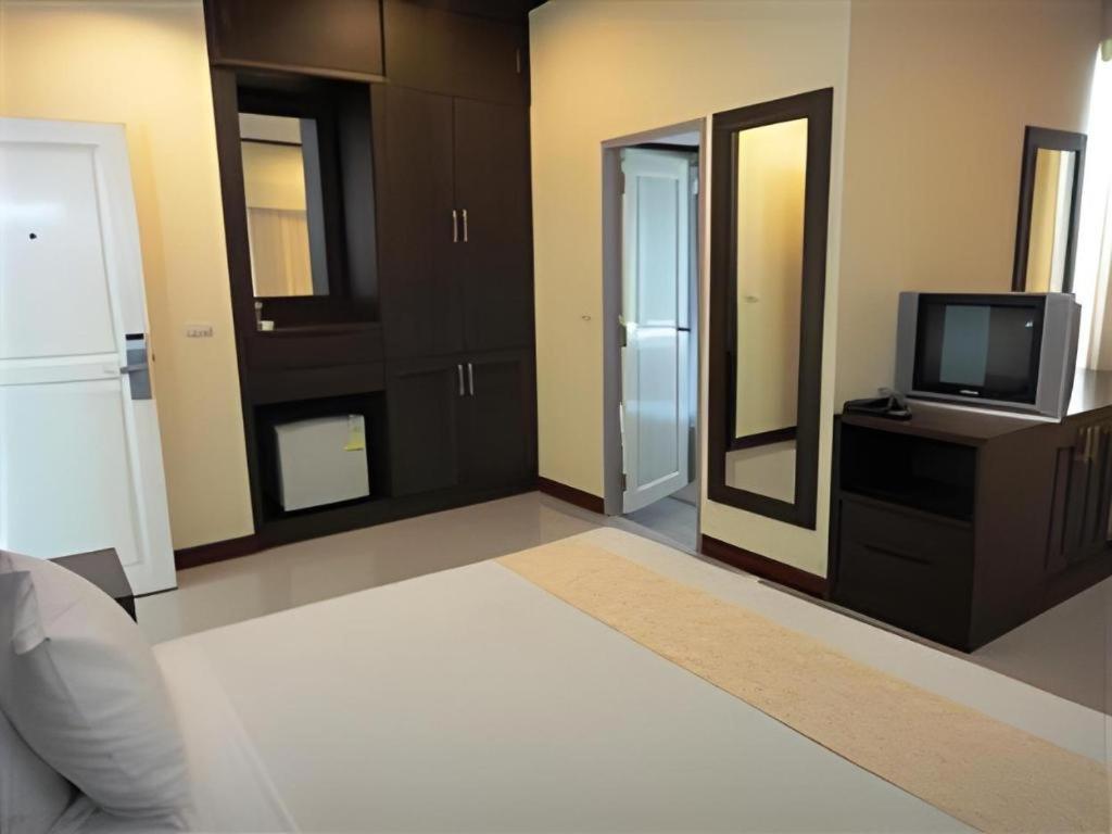 Kasem Garden Hotel Surin Ban Nong Tao Exteriör bild