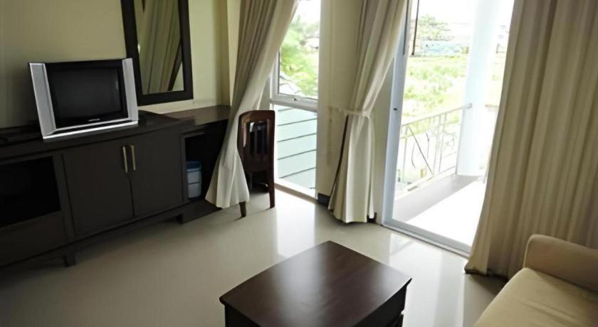 Kasem Garden Hotel Surin Ban Nong Tao Exteriör bild